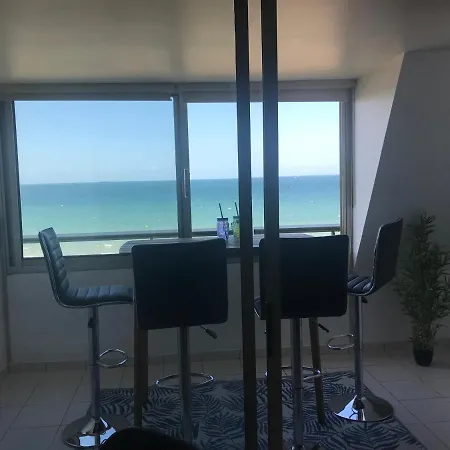 Le Petit Coin De Paradis Varaville