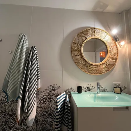 Le Petit Coin De Paradis Apartment