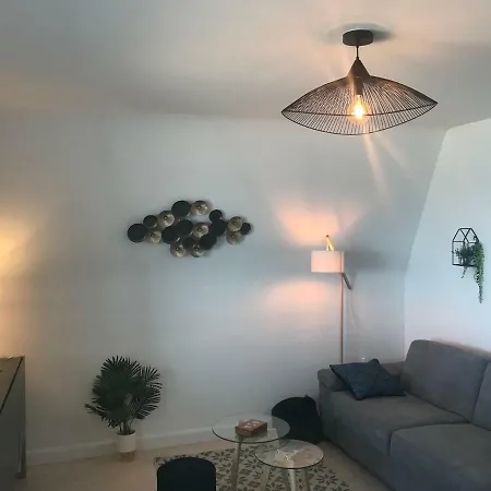Le Petit Coin De Paradis Apartment